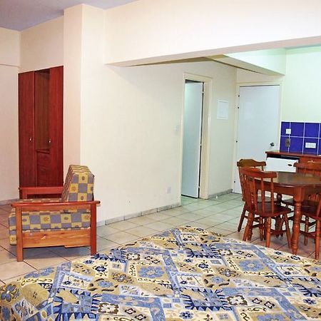 Palm Sea Beach Hotel Apartments Larnaka Exterior foto