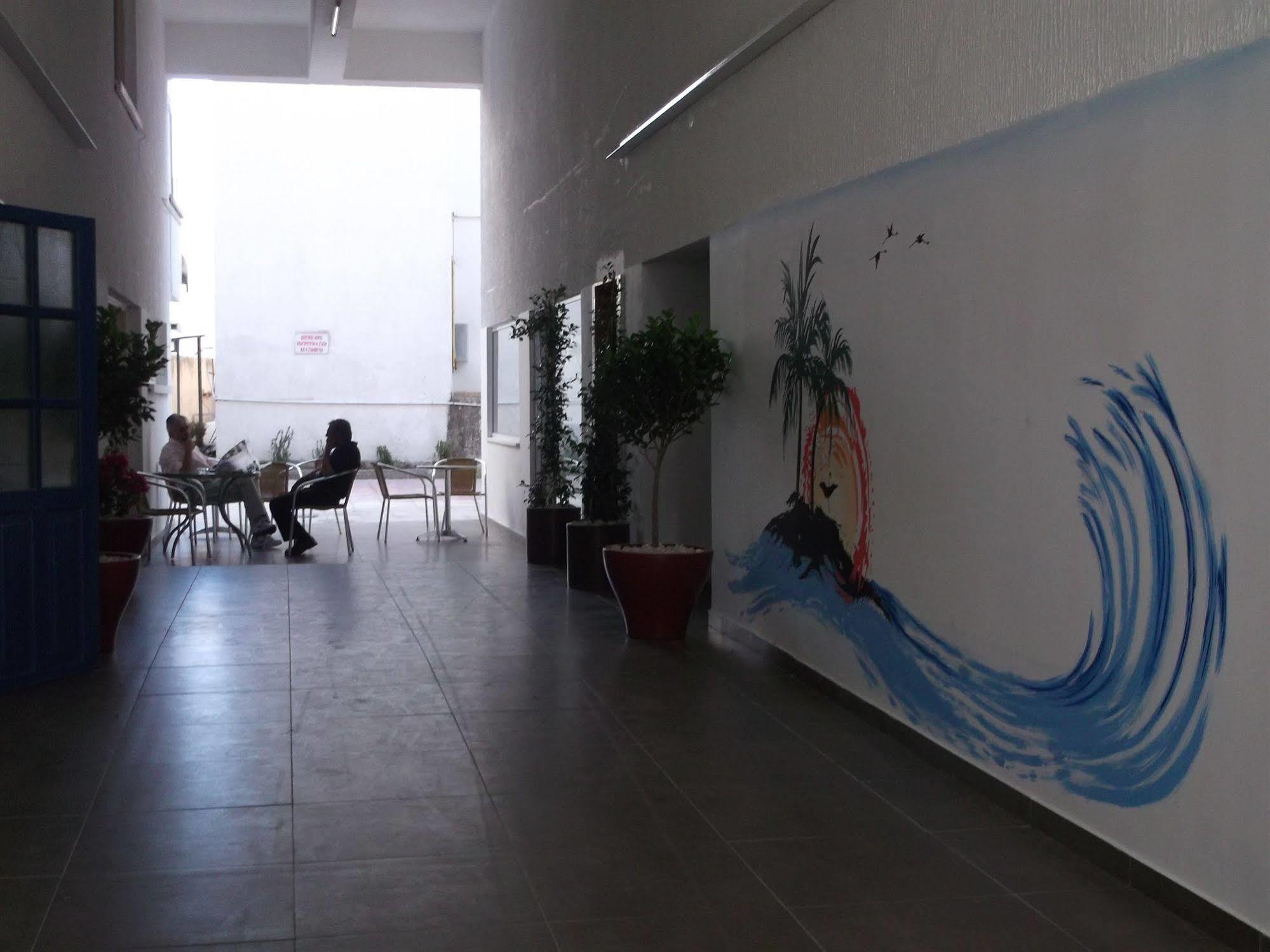 Palm Sea Beach Hotel Apartments Larnaka Exterior foto